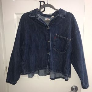 Levi’s Cropped Jean Button Up- M